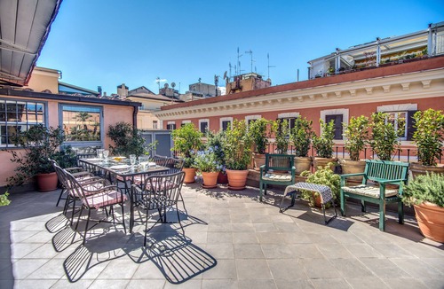 Rione XVI Ludovisi Apartment | Dolcevita Terrace