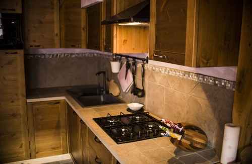 Comeglians Ski Chalet | DOLOMITI VILLAGE - 20 WOODEN CHALETS