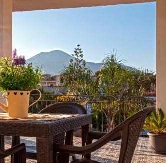 Boscotrecase Apartment | Domus Parthenope