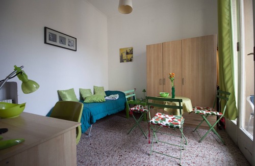 Pavia House | Domus Pavia Town Hall Square