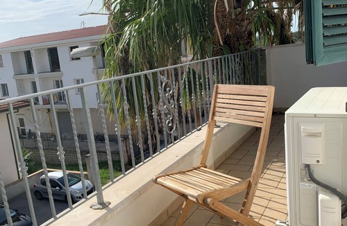 Gizzeria Apartment | Don Michele Apartments " Of the Stars"