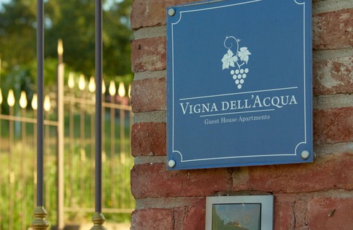 Santo Stefano Belbo Villa | Double room-Standard-Private Bathroom-Garden view-Camera Uno