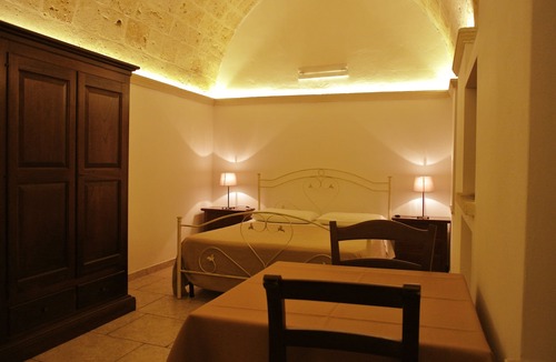 Francavilla Fontana Bed & Breakfast | Double Room in Masseria Pugliese from 1700 (double room)