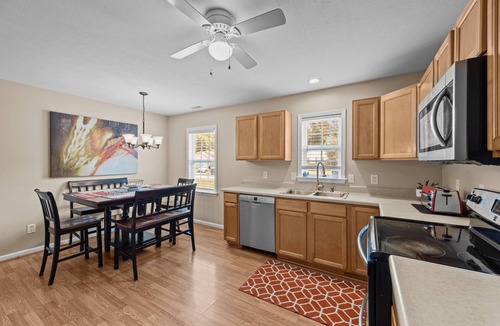 James City House | Double Up: Two 3BR Homes w/King Suites, Pool Tables, Fenced Yards, Pet Friendly
