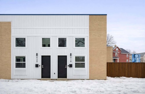 Appleton Condo | Downtown Modern Appleton Loft with Free Parking