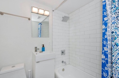 Willoughby Spit Apartment | Dune Cottage Cove Suite (2-Bed/2-Bath Beach Condo)
