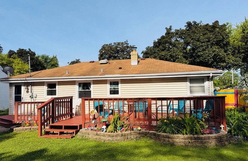 Appleton House | EAA Rental Home with landscaped yard, deck & AC