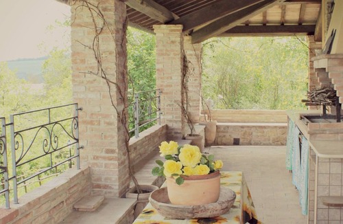 Avigliano Umbrio Villa | EARTHQUAKE COUNTRY HOUSE # 1 "Il Boschetto"