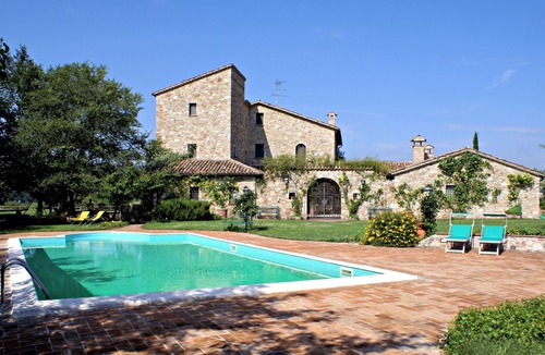 Avigliano Umbrio Villa | EARTHQUAKE COUNTRY HOUSE # 1 "Il Boschetto"