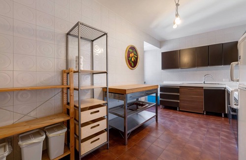 Consiglio di Rumo Apartment | Elegant Apartment with Lake Como View, Wi-Fi and Air Conditioning