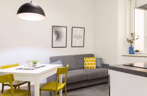 Trieste City Centre Apartment | Elegant apartment★near the station★Gold★Free Wifi
