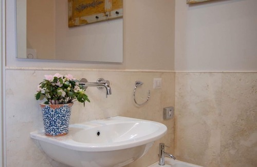 Montepulciano Apartment | Elegant juniper suite with possibility of third bed