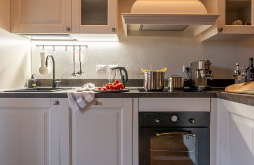 San Mariano House | Elegant retreat in a historic farmhouse near Perugia and Trasimeno Lake