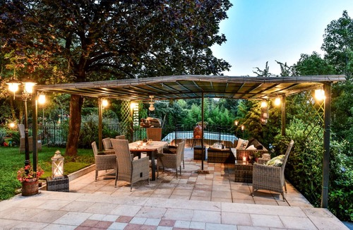 Borgo Trento Villa | Elegant Villa with park, huge swimming pool, in the green area of the city cente
