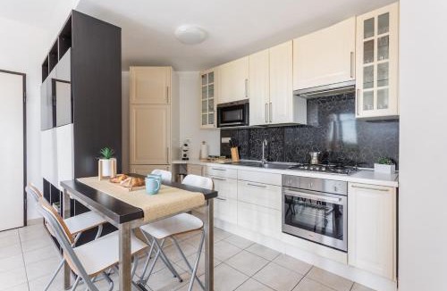 Torre Grande Apartment | Emerald Wave - House on the beach with pool