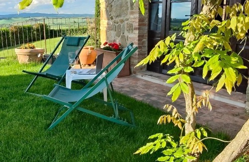 Bollano House | Enchanting tuscan house, private garden, wellness, stunning views, easy to reach