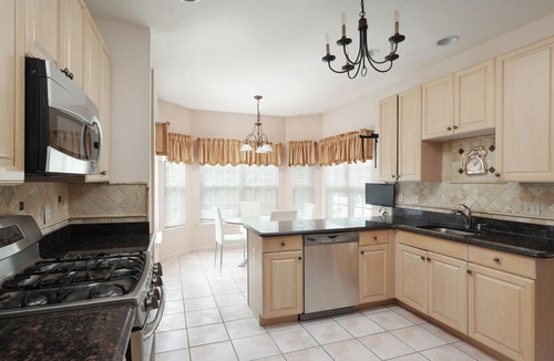 Wickatunk House | Enchanting Old Bridge Haven – Stylish 4BR Cul‑de‑Sac Retreat w/Spa Bath