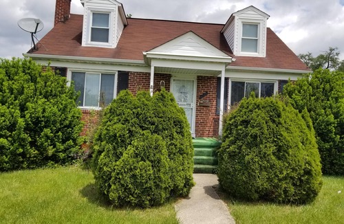 Lochearn House | Enjoy the 2 Bedroom Basement Apartment with Kitchen and a Full Bathroom