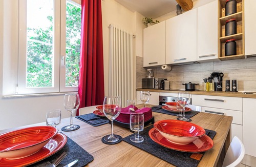 Old Town Apartment | Enzo Ferrari Museum|Stazione FS-WiFi-parking NO ZTL