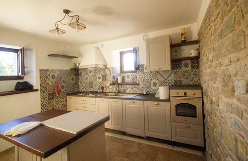 Carpegna House | Escape with Pool & WiFi