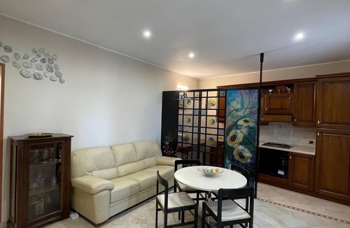 Prenestino-Labicano House | Eternal Lemon Home