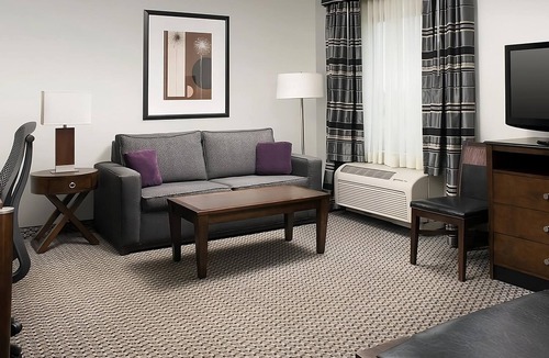 Athens Hotel | Everything You Need For The Perfect Vacation! 4 Units, Pool, Free Breakfast!