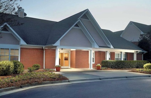 Morrisville Hotel | Everything You Need For The Perfect Vacation! Free Breakfast, Pool, Pet-Friendly