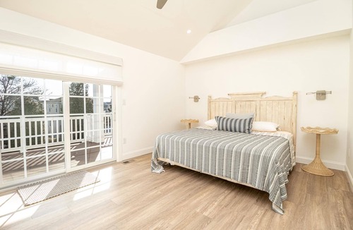 Stone Harbor House | Fabulous Home Stone Harbor with POOL. Walking distance to shops and restaurants