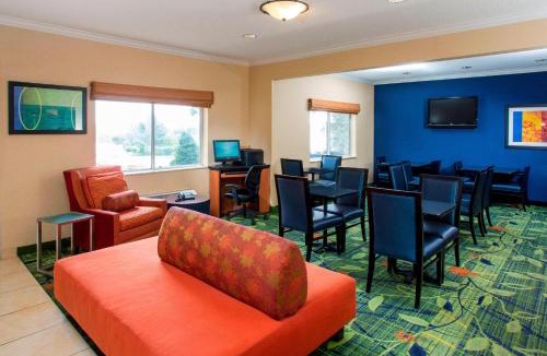 Franklin Hotel | Fairfield Inn Middletown Monroe