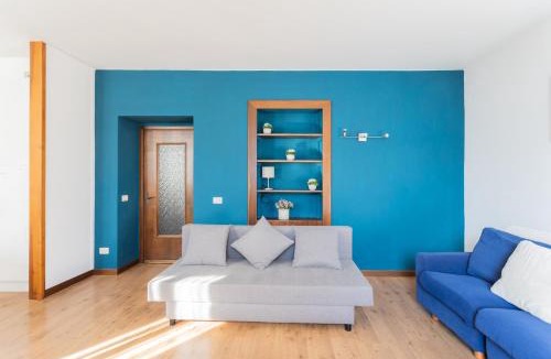 Azzano Apartment | Family Lake Apartment by Rent All Como