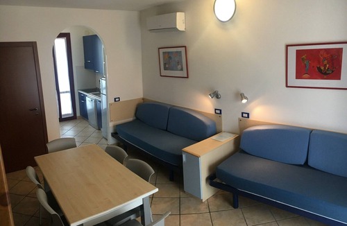 Lido di Spina Apartment | Family Oasis Near the Sea
