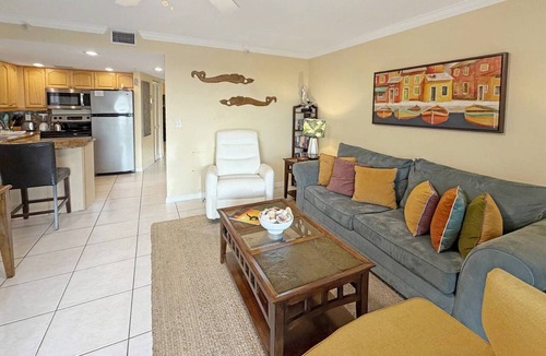 Treasure Island Condo | Fantastic Beachfront Views at Premier Beach Resort w/Heated Pool, Top Attraction Tickets Included.