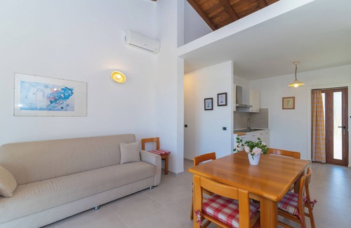 Luddui House | Fantastic holiday apartment with sea view - Villa Nina