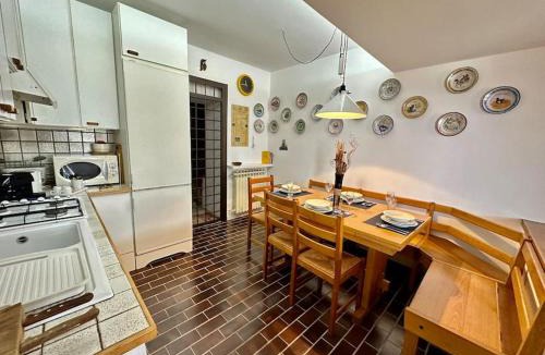 Vignale Monferrato Apartment | Fantastica terrazza con solarium e infernot by Revenue House
