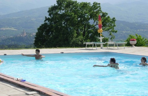 Poppi Apartment | Farmhouse BELVEDERE TRILOCALE THE LECCIO