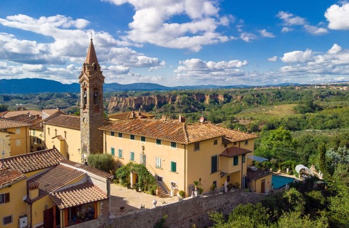Terranuova Bracciolini Villa | Fattoria di Piantravigne Villa Storica del 600