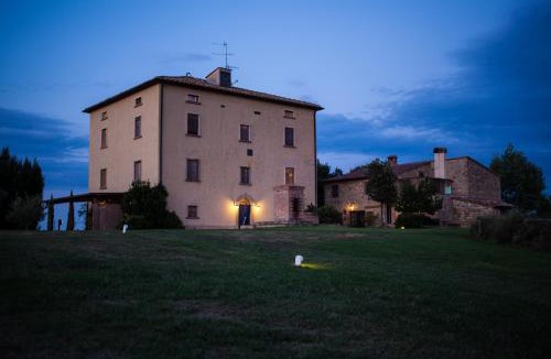 Castelnuovo di Val di Cecina Apartment | Fattoria San Paolo Agriturismo