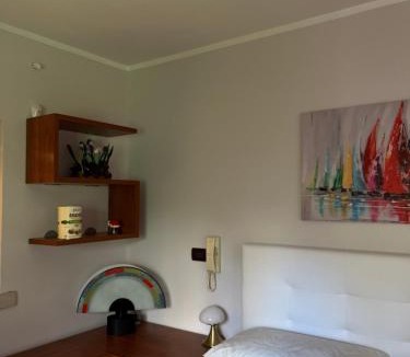 Pescara Apartment | Fico bianco