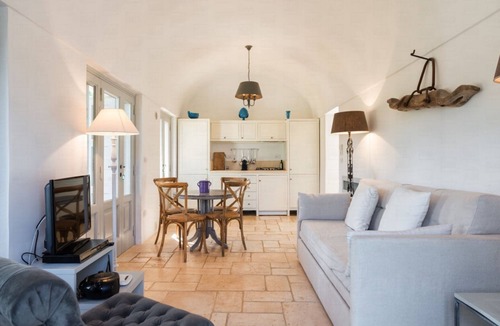 Monopoli Villa | Fico d'India: Luxury Apartments in Monopoli, Pet Friendly