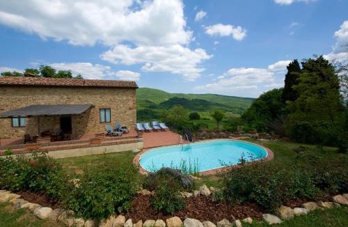Radicondoli House | Fienile di Colletalli by VacaVilla