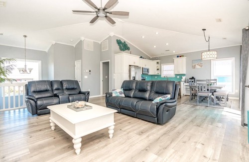Topsail Beach House | Finally Beachin' - Great 4 BR Home - Ocean View & Easy Beach Access!