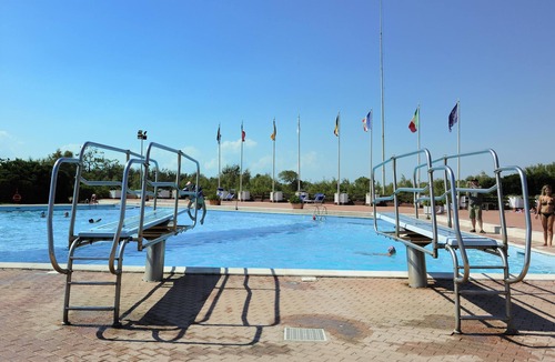 Rosolina Apartment | Fiordo Corallo fantastic sunset over water F 1268