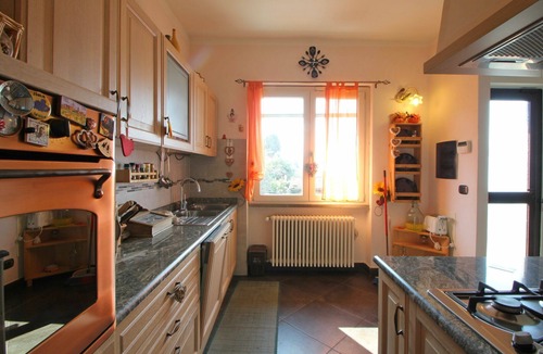 Montignoso Apartment | Flat with beautiful Sea View in Tuscany