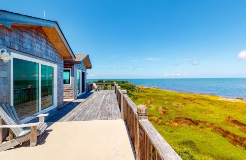 Brigands' Bay House | FOBB78 Brooks Island Refuge #78-F