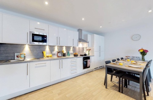 Newcastle-upon-Tyne Apartment | For Students Only The Bridge in Newcastle