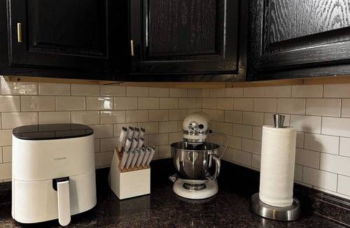 East Stroudsburg House | Forest Trails Wraparound Deck Hot Tub EV Charger Pet Friendly Long Stay