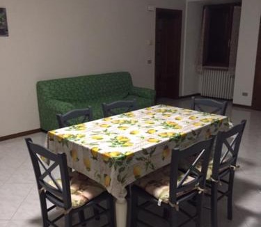 Volta Mantovana Apartment | Foresto Case Vacanza