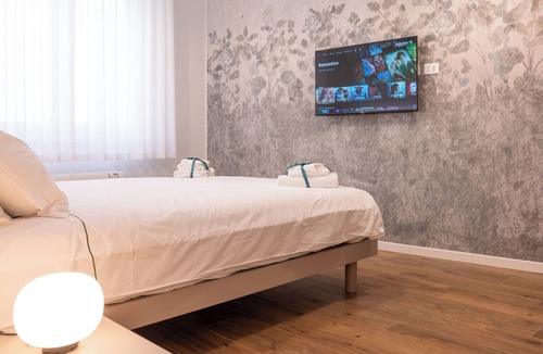 Cremona Apartment | FORTITUDO duomo-suite in the heart of cremona