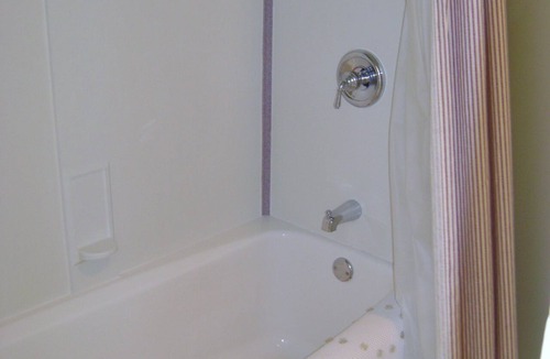 Girard Bed & Breakfast | Four Creeks Bed & Breakfast