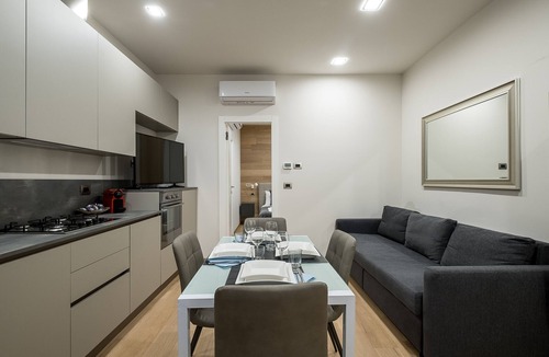Santo Stefano Apartment | Fragole Suite - Bologna